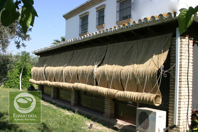 Realizamos reparacion y arreglos de persianas en Tomares, Mairena, San juan de Aznalfarache y todo el Aljarafe.